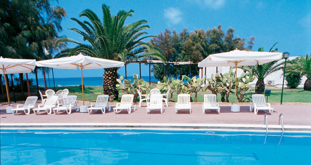 Villaggio Sabbie Bianche 赞布隆内 外观 照片
