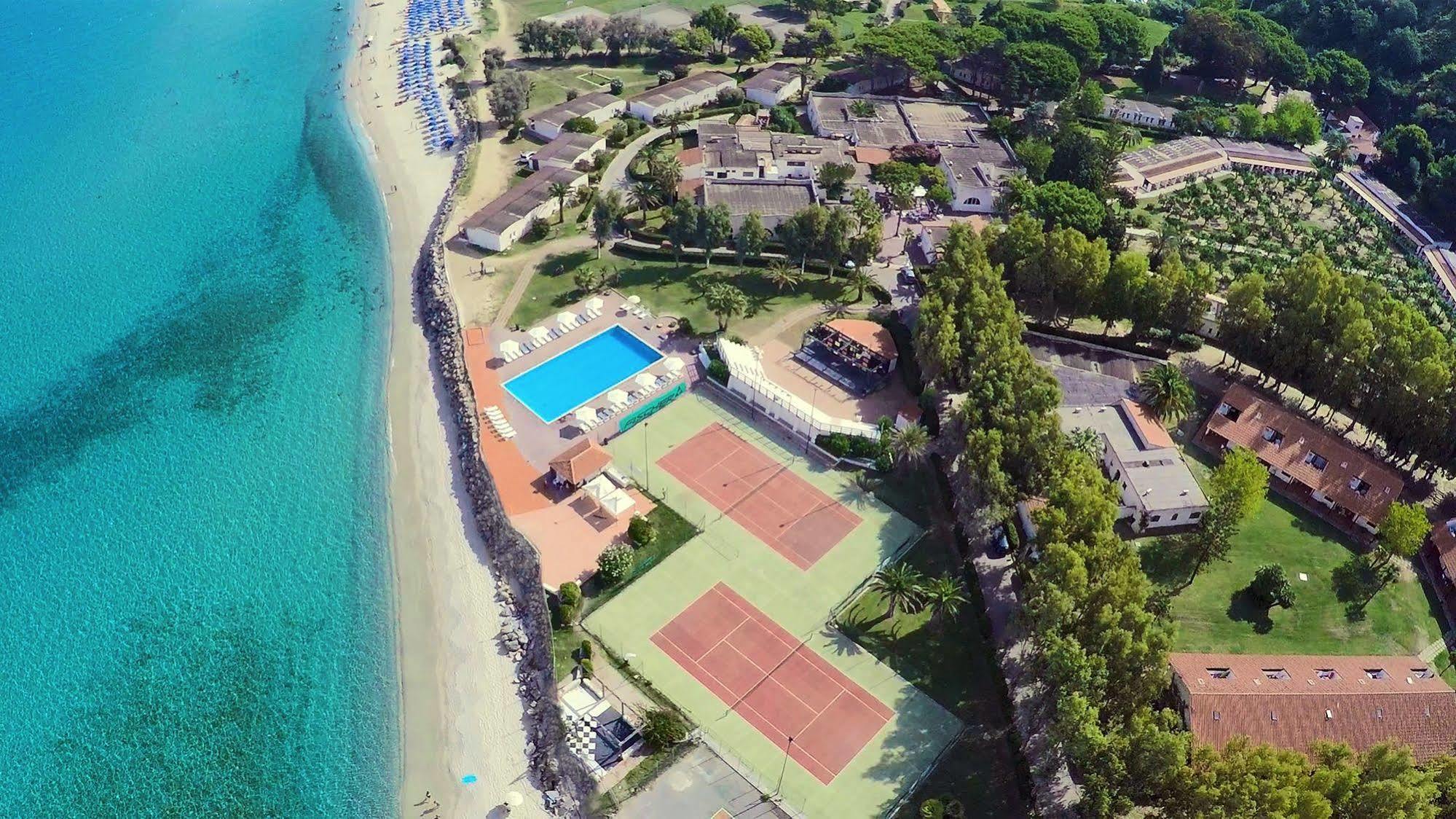 Villaggio Sabbie Bianche 赞布隆内 外观 照片