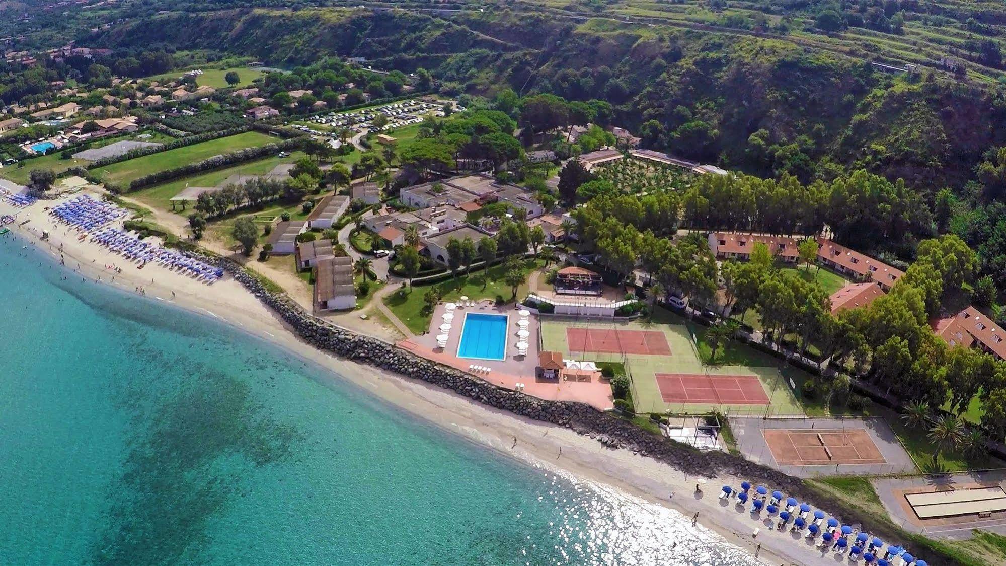 Villaggio Sabbie Bianche 赞布隆内 外观 照片