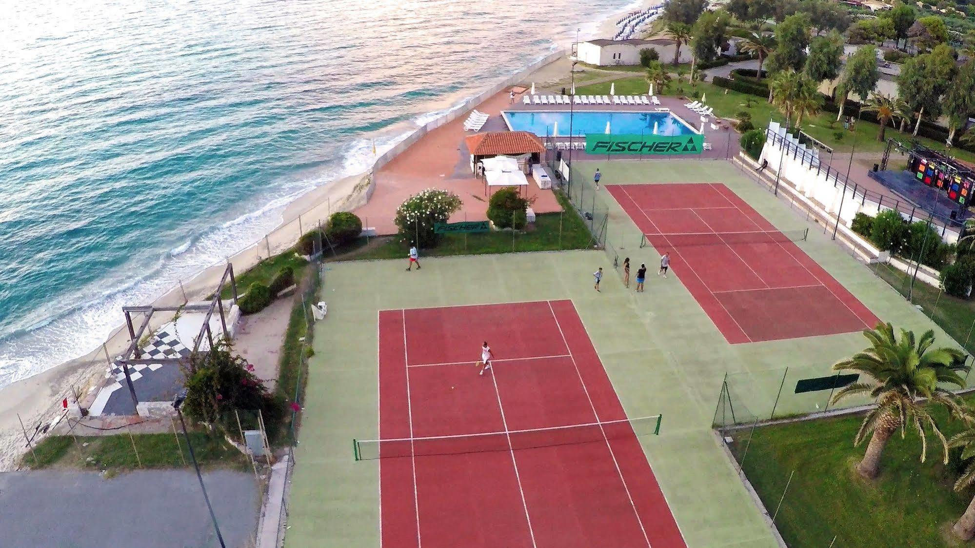 Villaggio Sabbie Bianche 赞布隆内 外观 照片